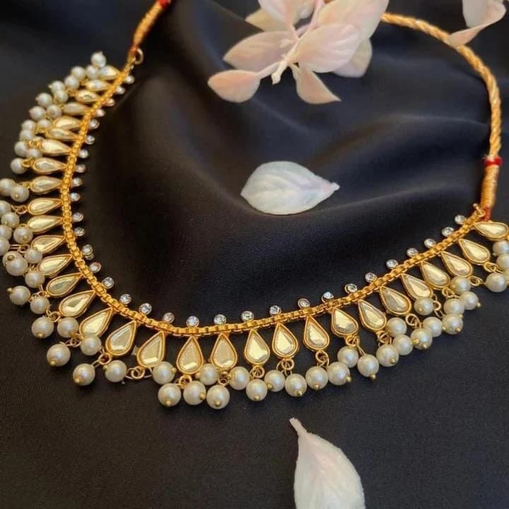 Guljaan Kundan Necklace